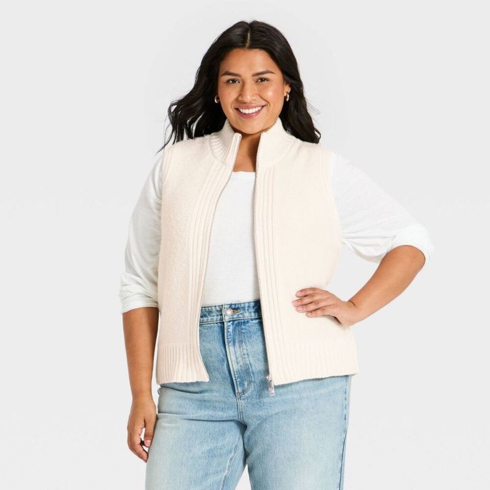 Women's Zip-Up Sweater Vest - Universal Thread Cream 1X